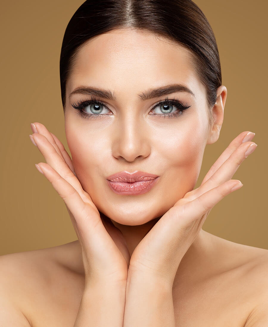 Woman making a kiss with her lips